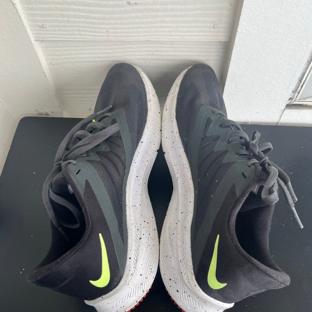 Nike Men's Quest 3 Black Shoes Sneakers Size 8.5 Style DH0203-001 - Picture 9 of 13